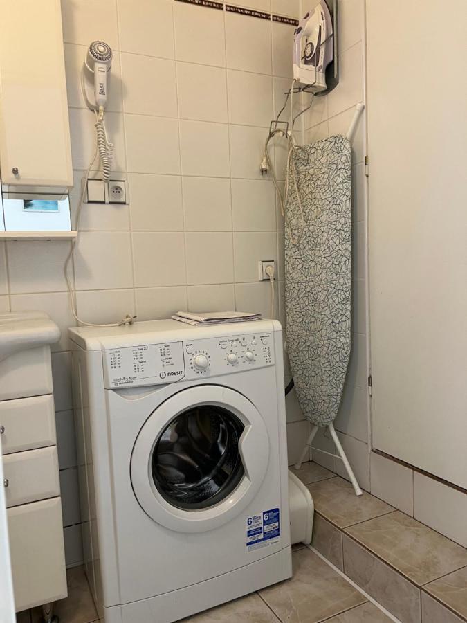 Cely Dum V Historickem Centru Loun Apartment Louny Exterior foto
